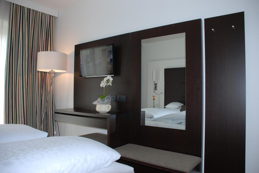 Aparthotel Pichler Colle Isarco Habitación foto